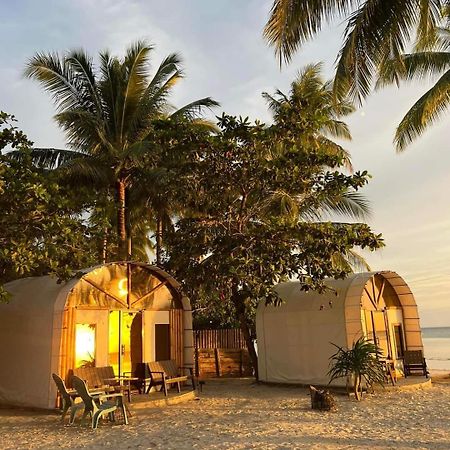 Siquijor Glamping Village サンフアン エクステリア 写真
