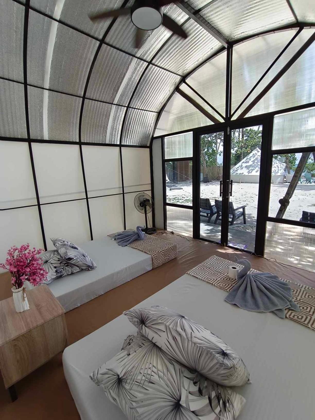 Siquijor Glamping Village サンフアン エクステリア 写真